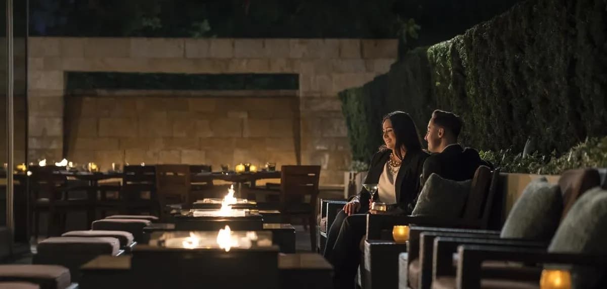 Quattro Side Terrace - Four Seasons Hotel Silicon Valley at Palo Alto