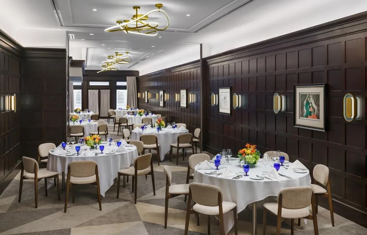 Oak Room - The Algonquin Hotel Times Square, Autograph Collection