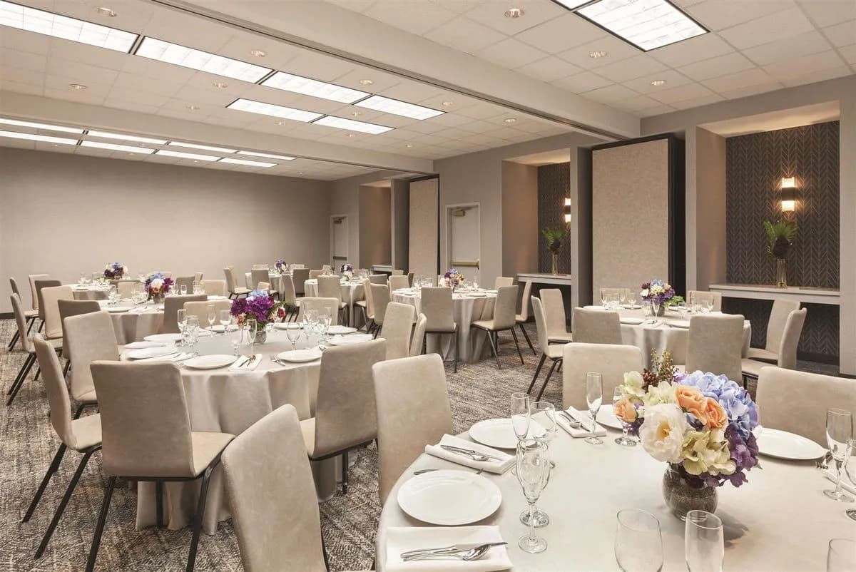 Grand Salon - Radisson Hotel Sunnyvale – Silicon Valley