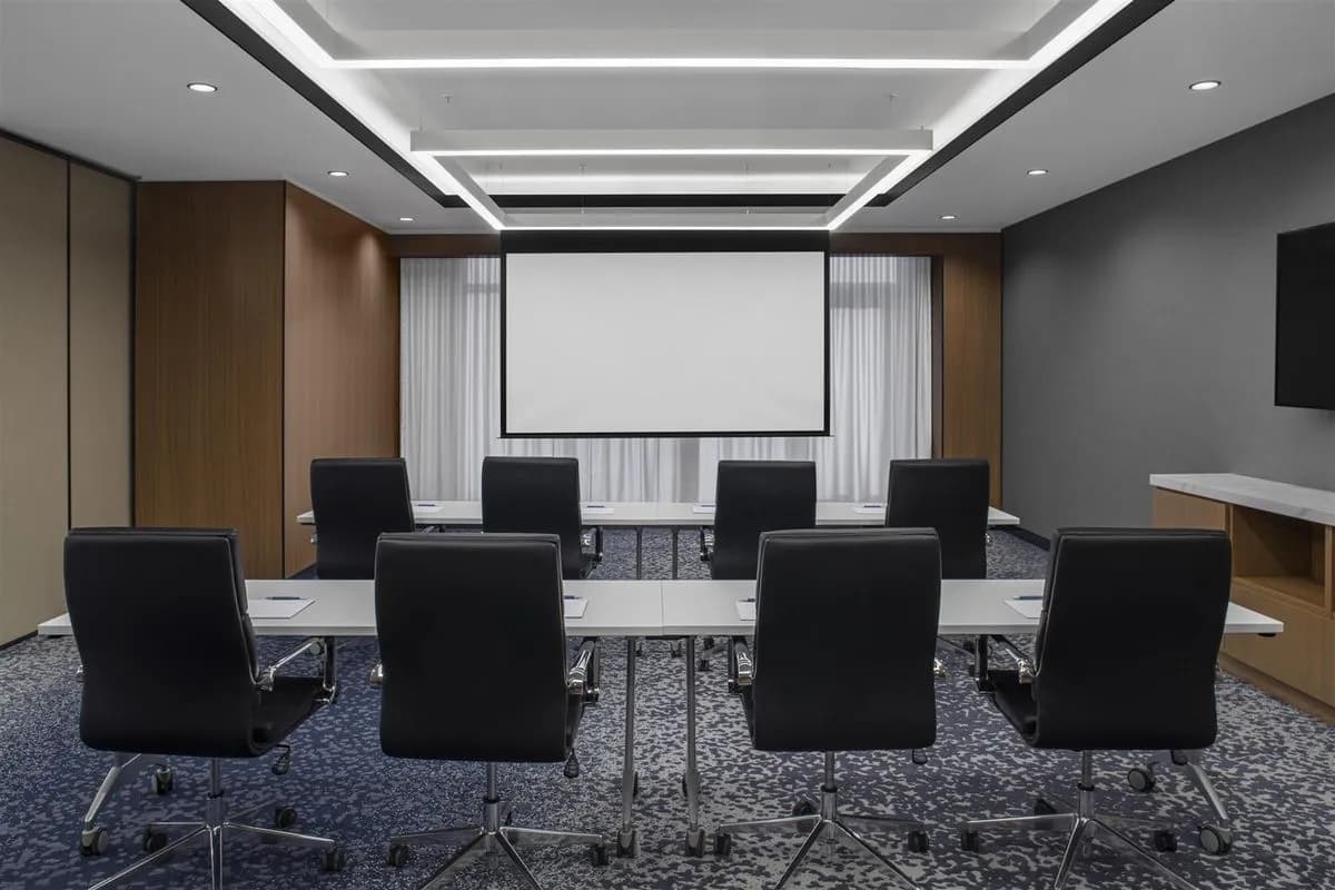 QUEENS - C - Four Points by Sheraton Flushing