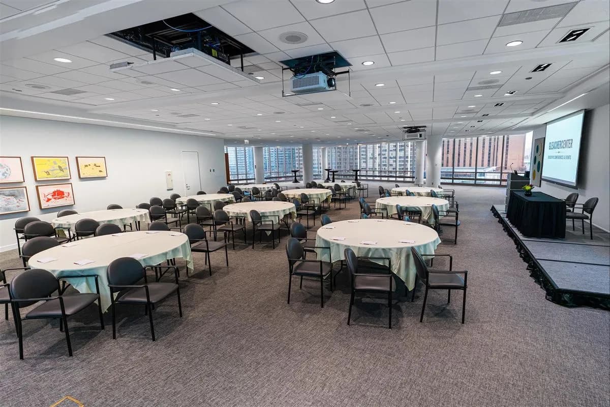 Dining Room #621 - Gleacher Conference Center 