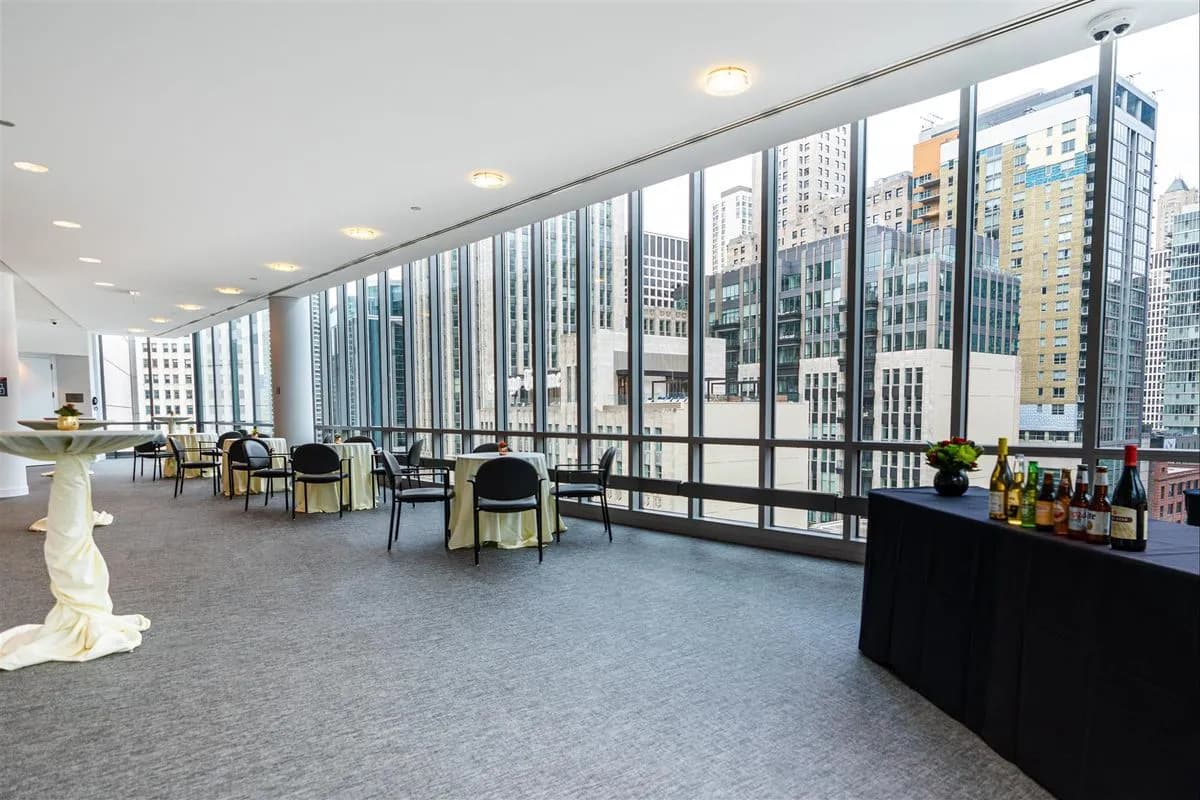 Reception Area #650 - Gleacher Conference Center 