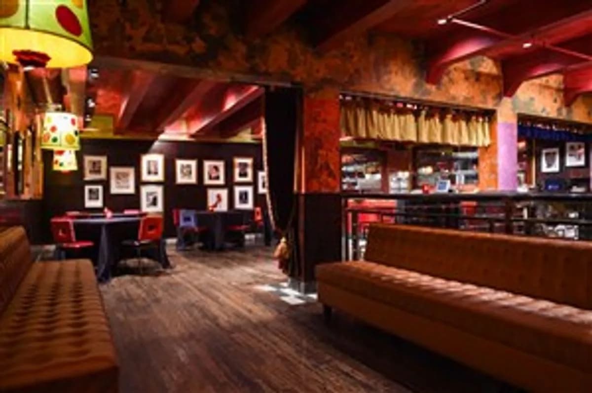 Flamenco Room - Carnivale