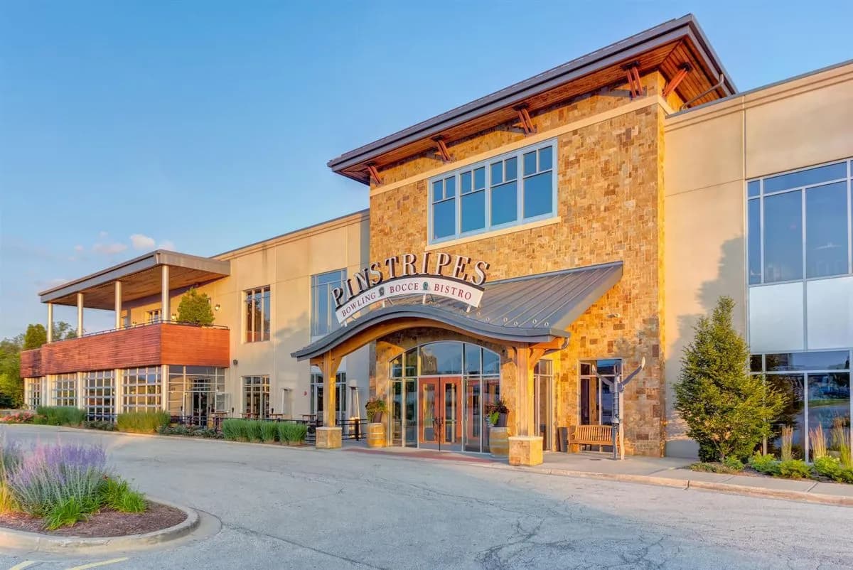 Venue Buyouts - Pinstripes - Oak Brook