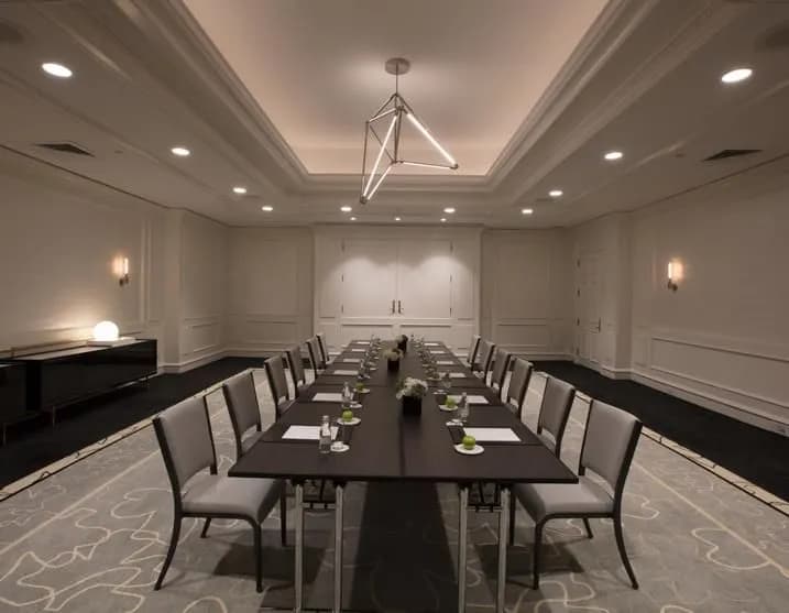 Walton - Four Seasons Hotel Chicago