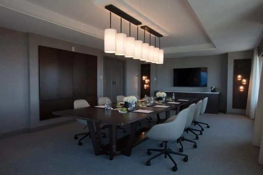 Boardroom - Four Seasons Hotel Chicago