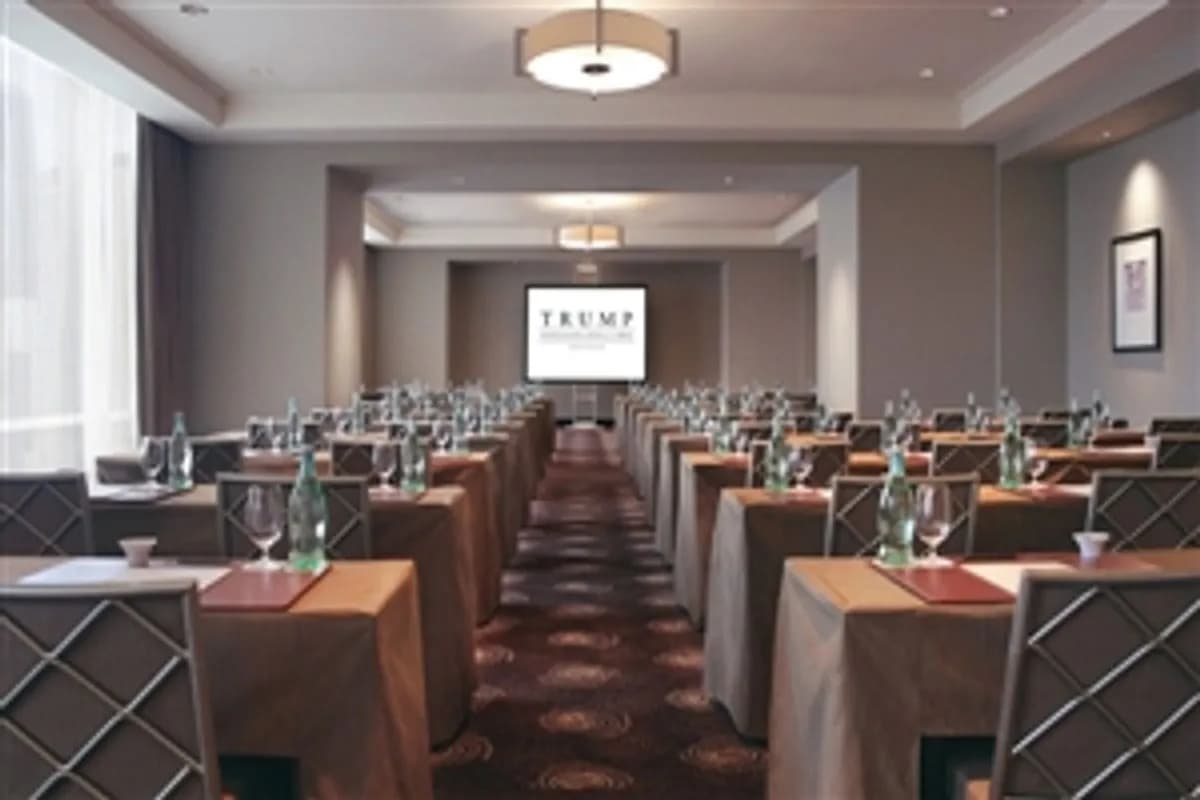 Skyline Room - Trump International Hotel & Tower Chicago