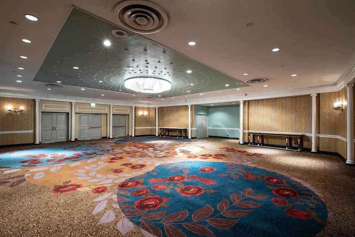 Rendezvous Trianon & Petit Trianon - New York Hilton Midtown
