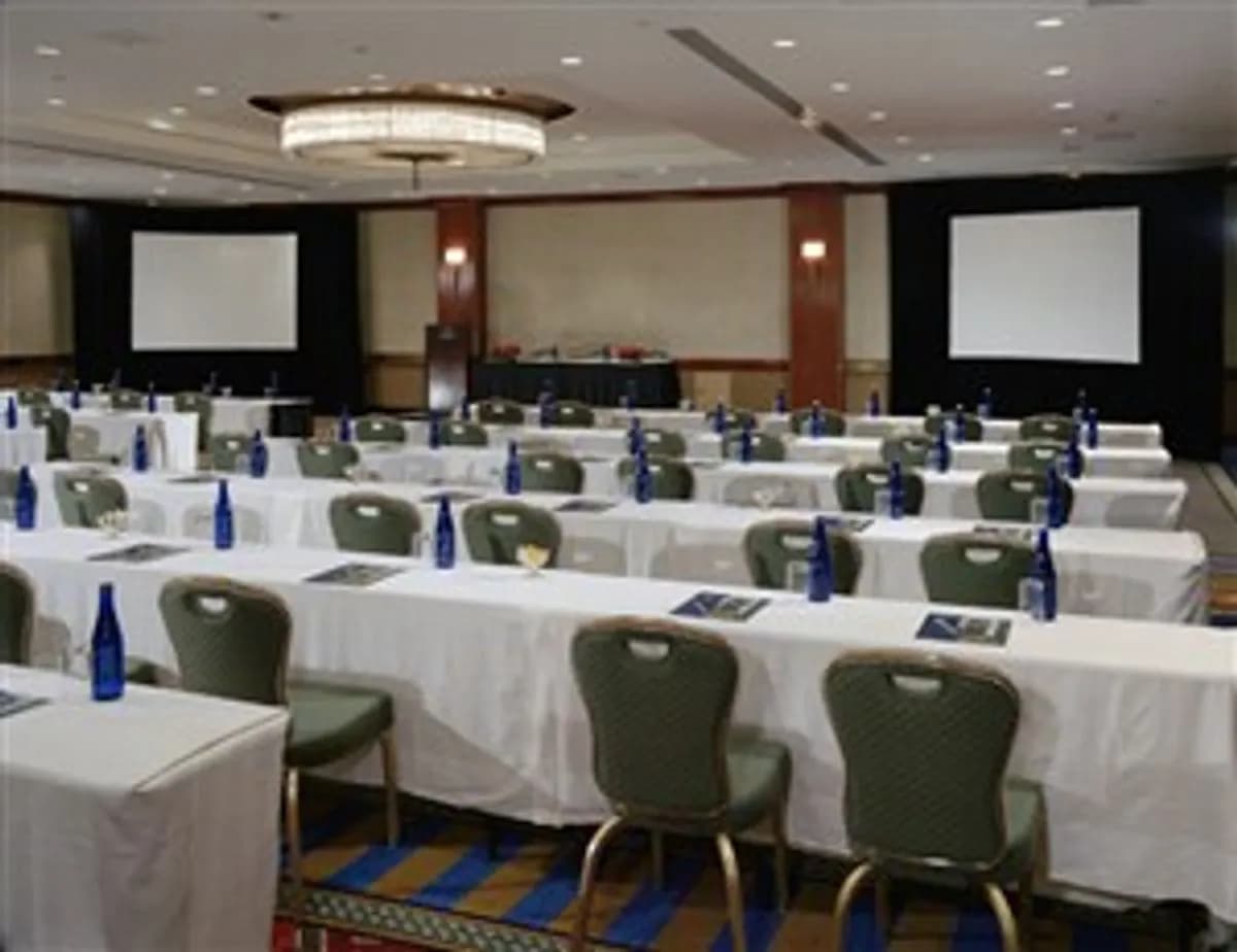 Sutton Center - New York Hilton Midtown