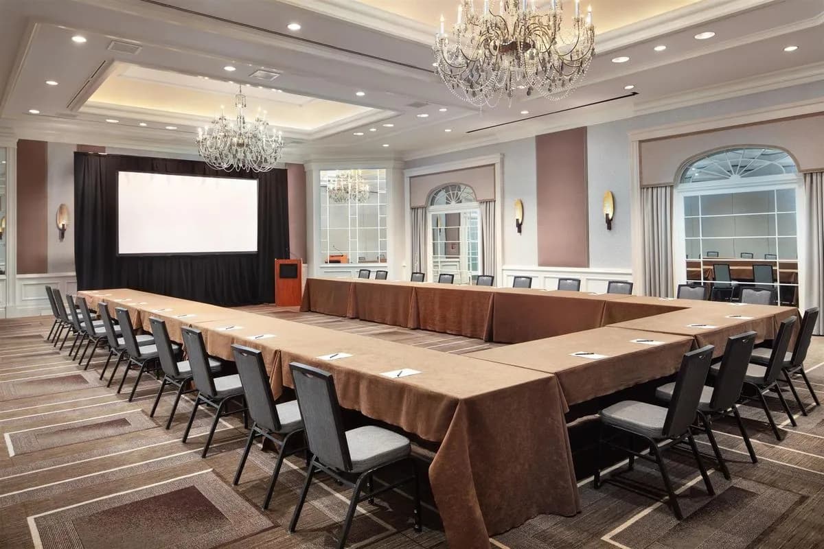 Salon C - Hilton Short Hills