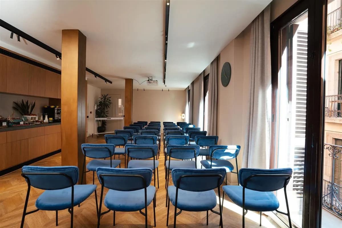 Sala de juegos - Kimpton Vividora Barcelona, an IHG Hotel