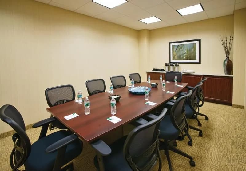 Boardoom - DoubleTree by Hilton Hotel Tinton Falls - Eatontown