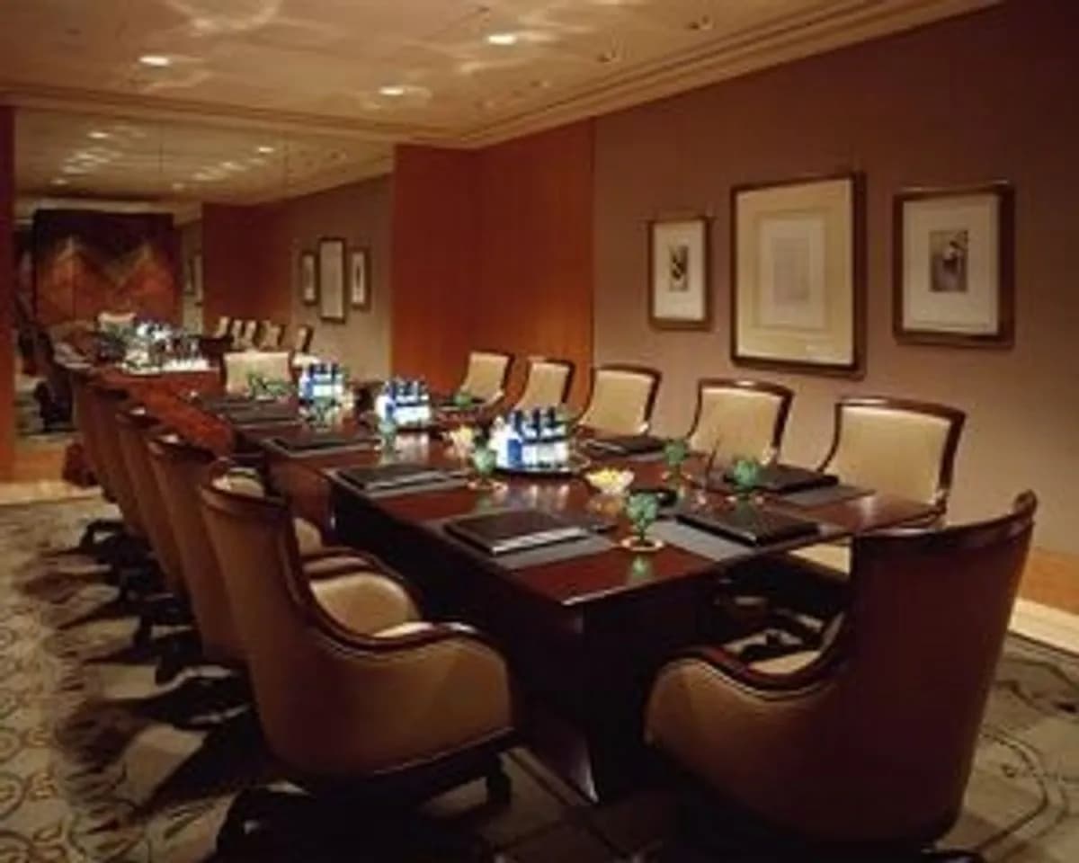 Boardroom - Four Seasons Hotel New York