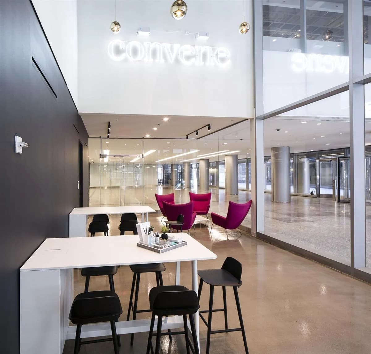 The Club Work Area - Convene 237 Park