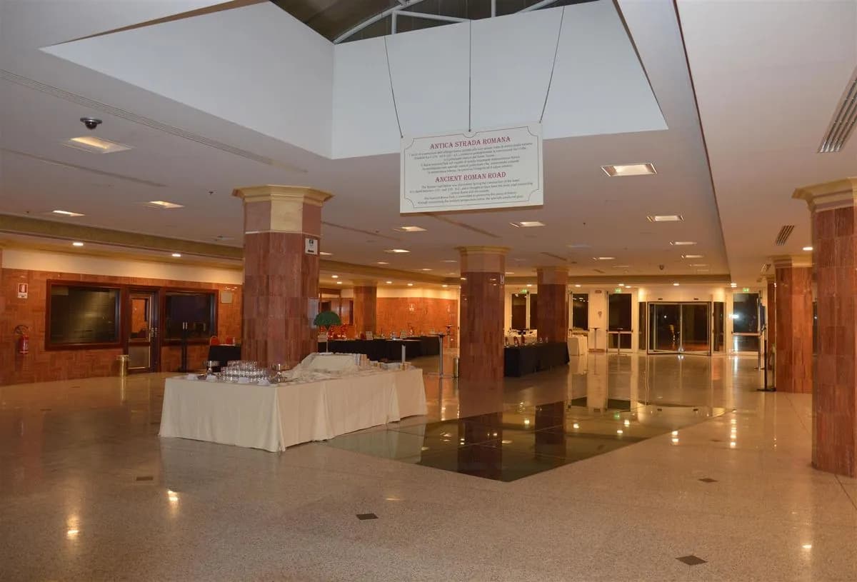 Foyer Michelangelo (Exhibition area) - Rome Marriott Park Hotel