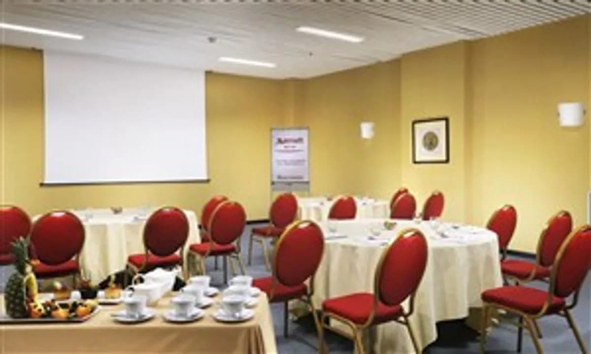 Caravaggio - MILAN MARRIOTT HOTEL - UP TO 50 SLEEPING ROOMS – CONGRESS CENTER UNDER RENOVATION