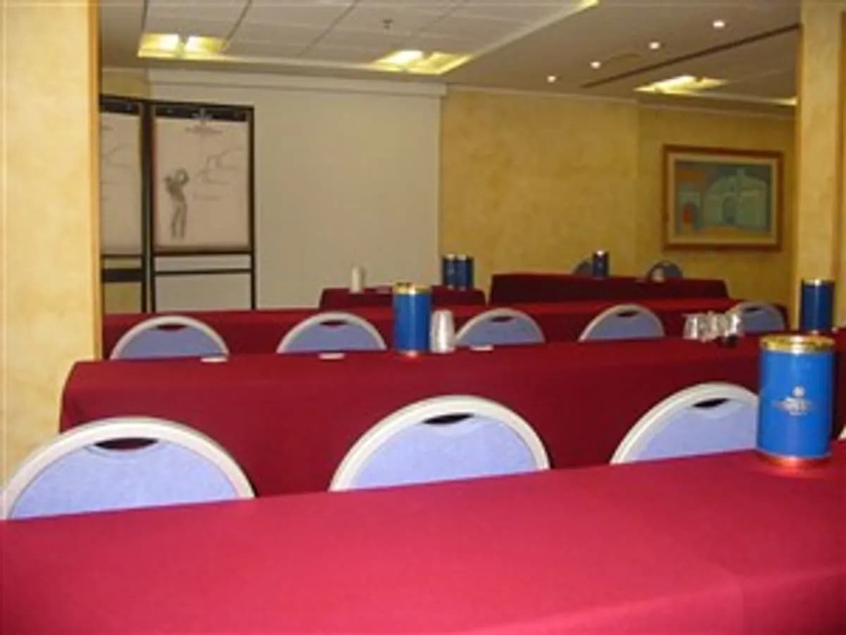 Manfredi - Sheraton Rome Parco de’ Medici Hotel