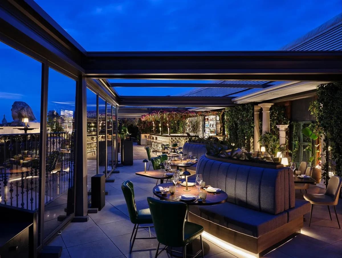 Roof Terrace - Seen - Anantara Palazzo Naiadi Rome Hotel