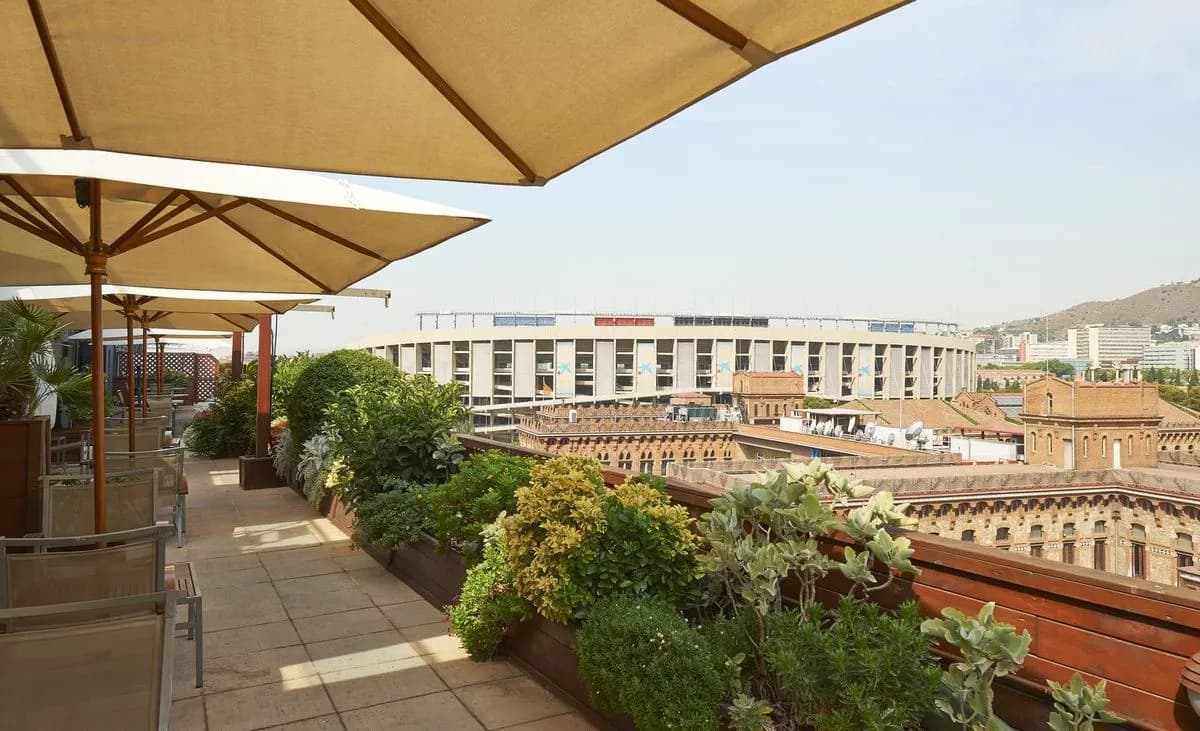terraza - NH Barcelona Stadium