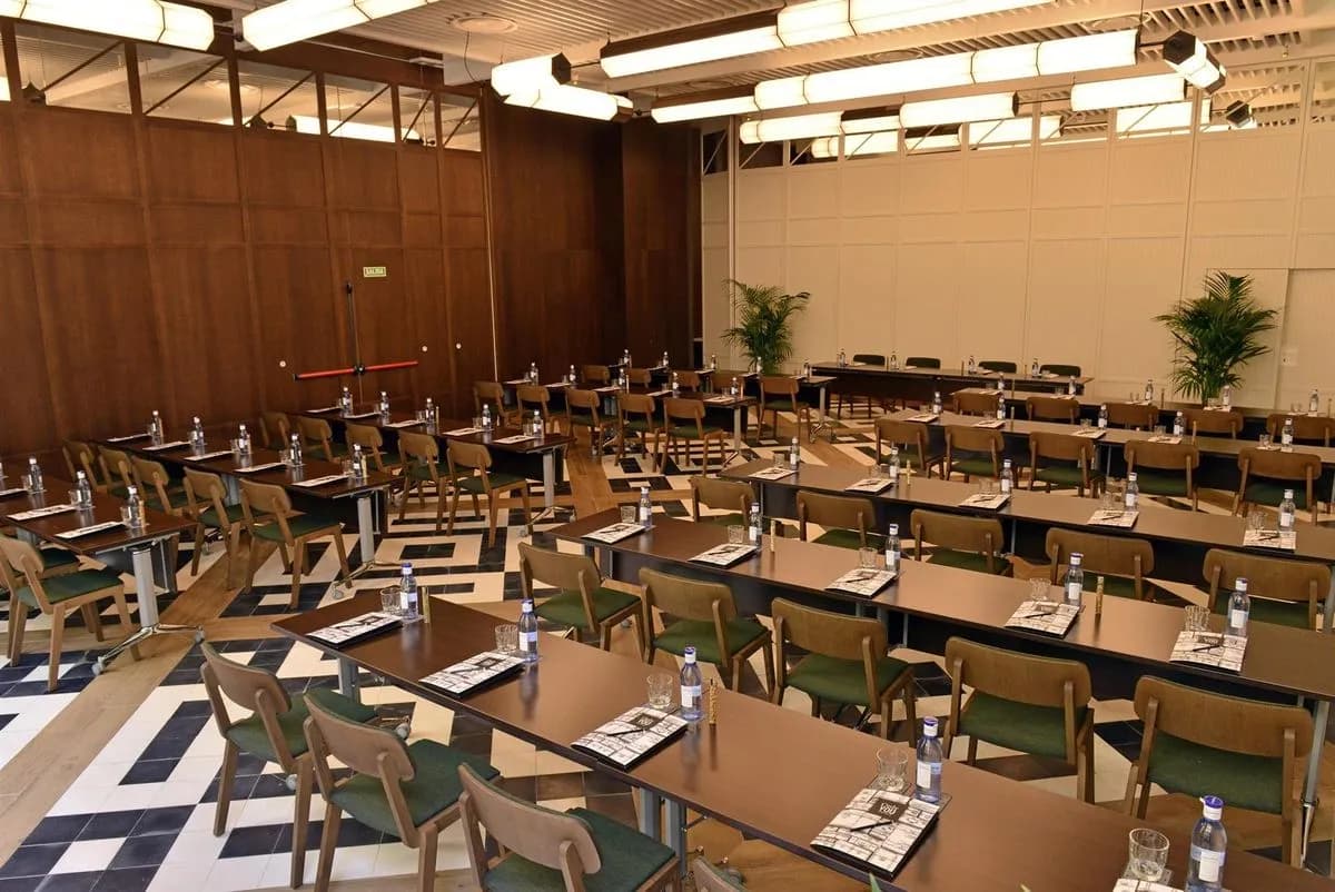 THE ASTORIA ROOM - Only YOU Hotel Valencia