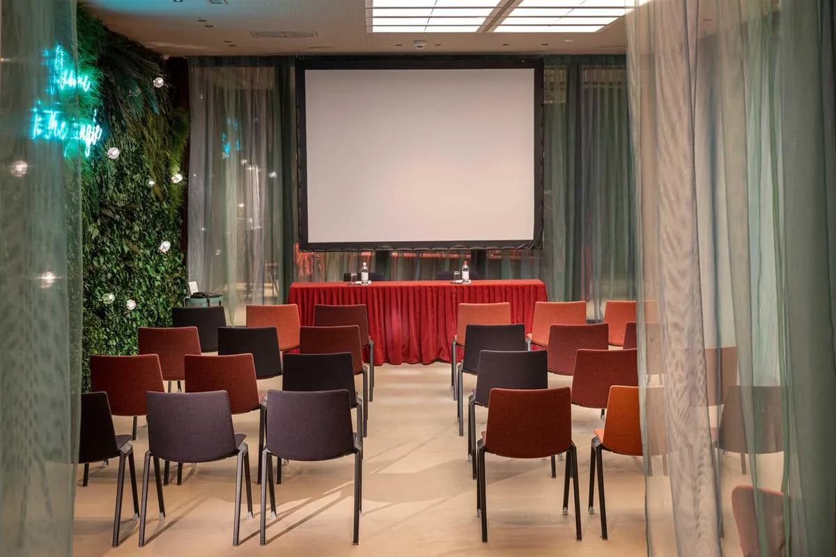 Jungle Room - LUGANODANTE