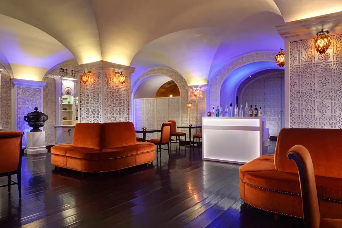 The Pasha Room - Villa Cora