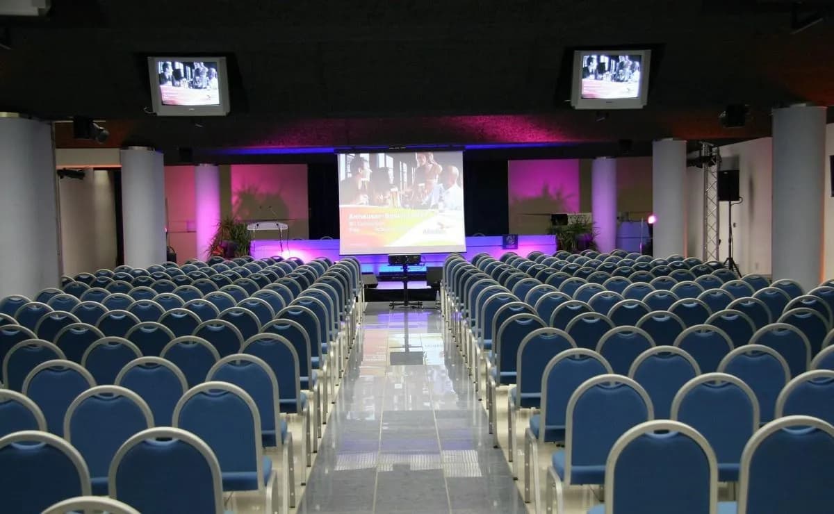 Sala Ferretti - Grand Hotel Continental Tirrenia - Pisa