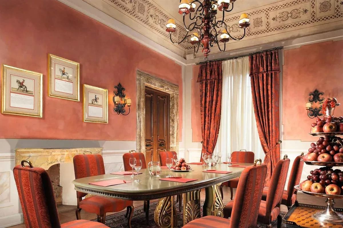 Olimpia Room - Grand Hotel Continental Siena - Starhotels collezione