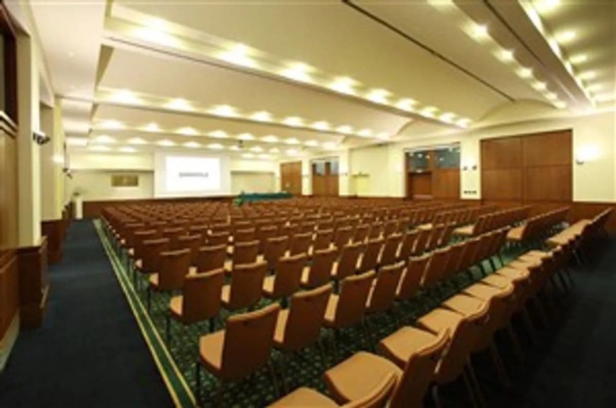 Viscontea (A+B) - Starhotels Business Palace