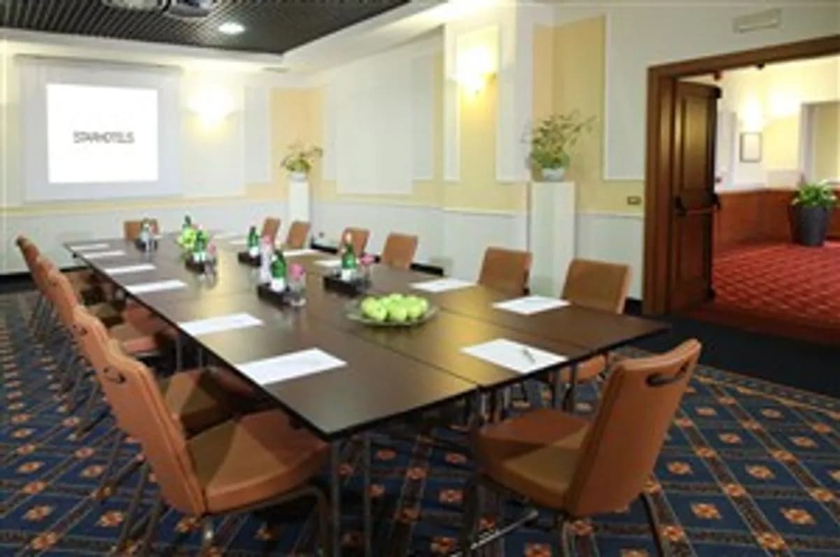 Gonzaga - Starhotels Business Palace