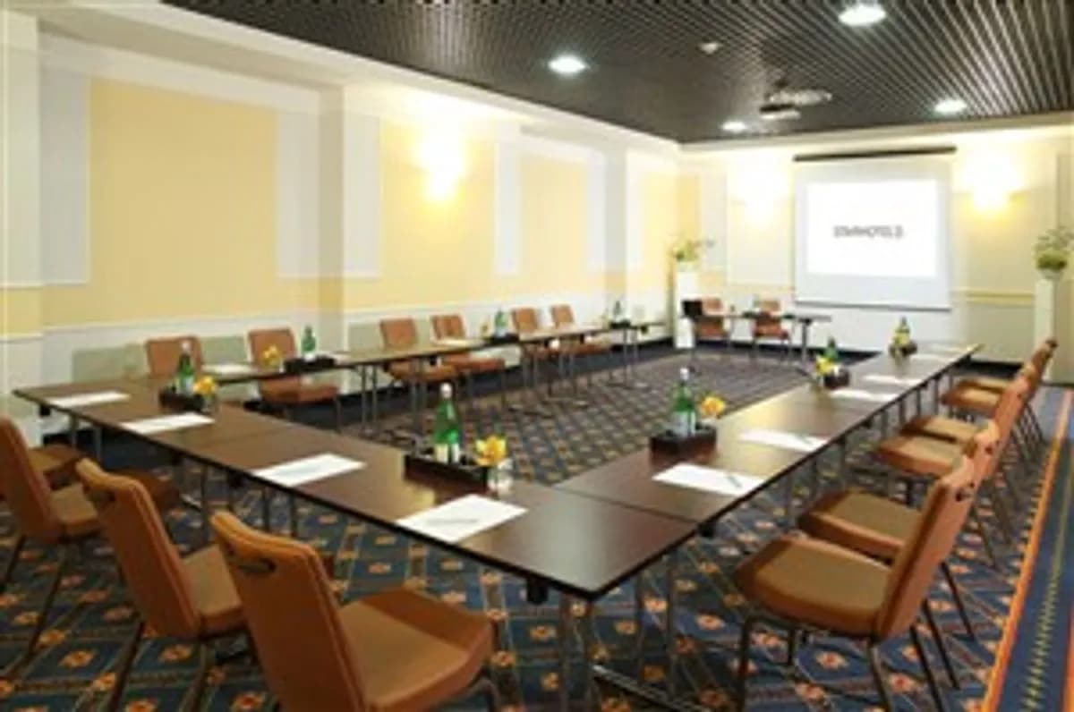 Torriana - Starhotels Business Palace