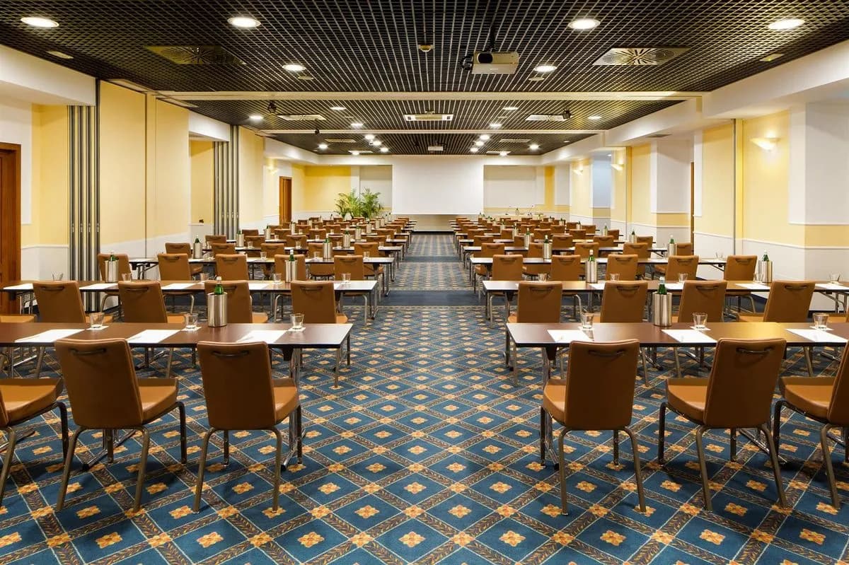 Sforzesca (A+B+C) - Starhotels Business Palace