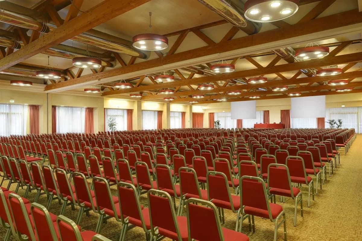 Plenary Hall Europa - UNAHOTELS Expo Fiera Milano