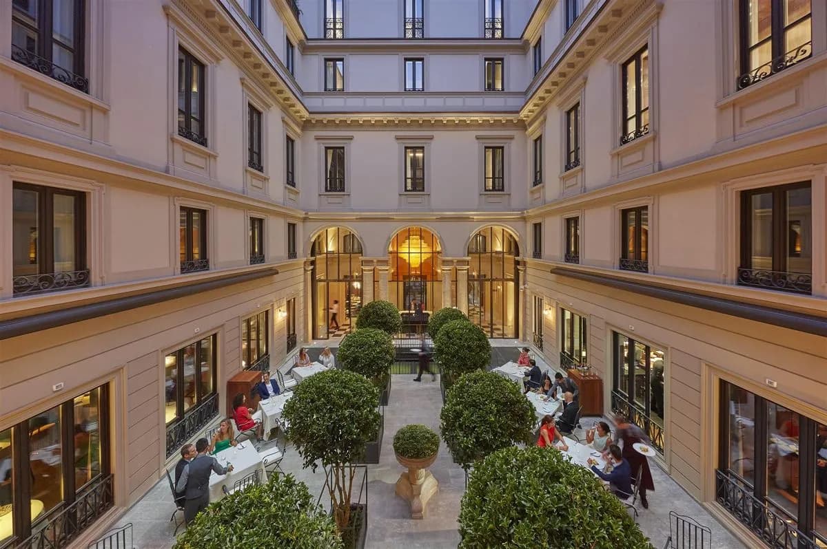 Seta Courtyard - Mandarin Oriental, Milan