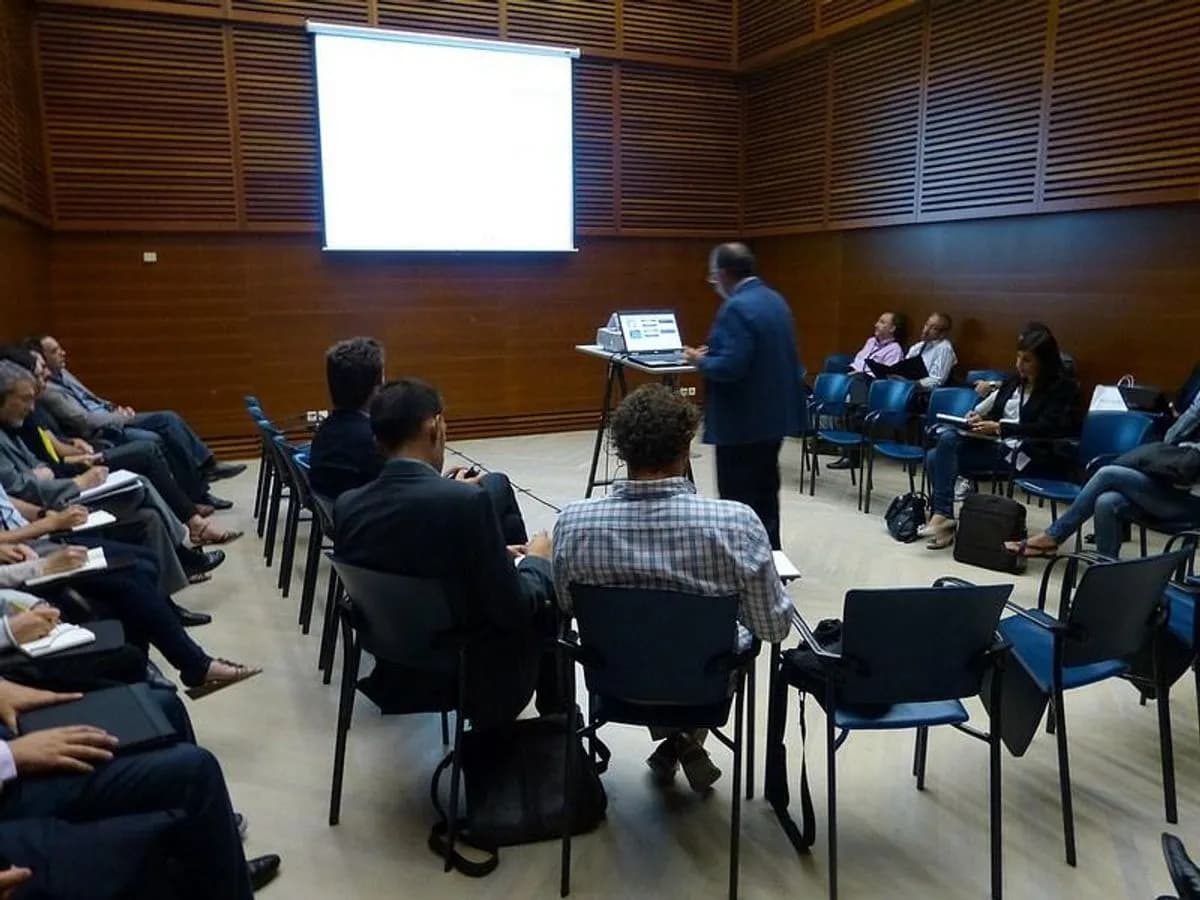 Room 8 - Kursaal Conference Centre & Miramar Palace