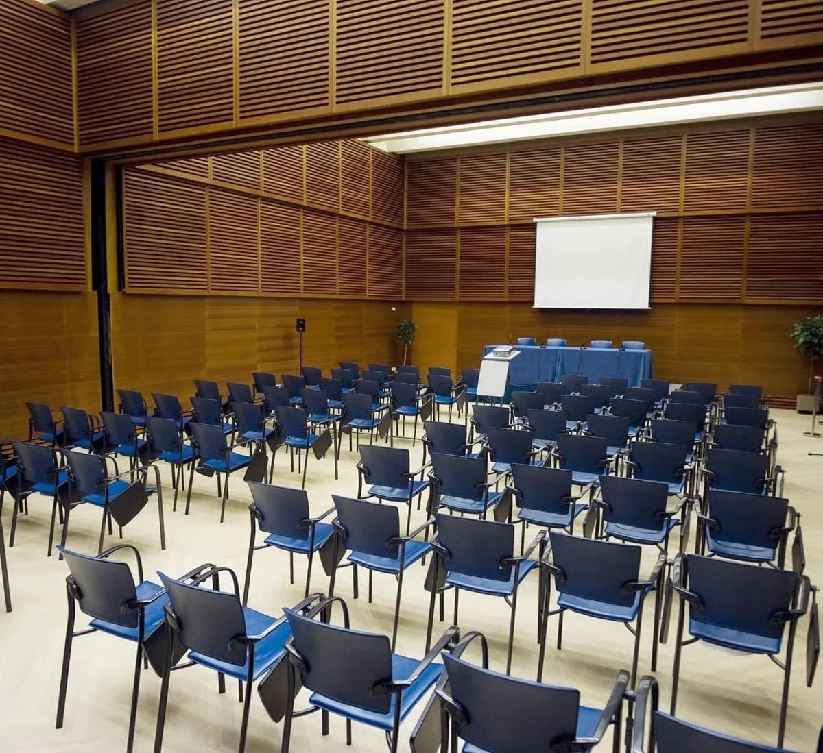 Room 4+5 - Kursaal Conference Centre & Miramar Palace