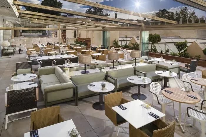 Terraza Mosaico I - Melia Sevilla